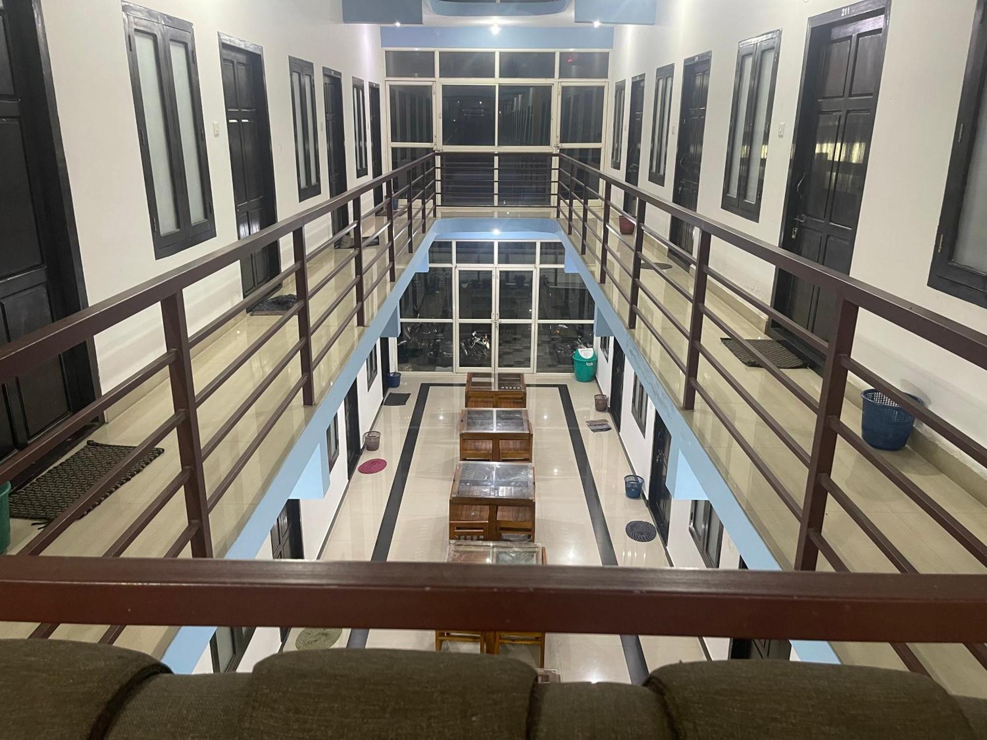 Nilastay Emirates Kazhakuttam Exterior foto